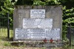 Zbiorowy grb ofiar Zagady na cmentarzu ydowskim w Bobowej