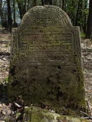 Macewa rabina Lewiego Landaua na cmentarzu ydowskim w Grybowie