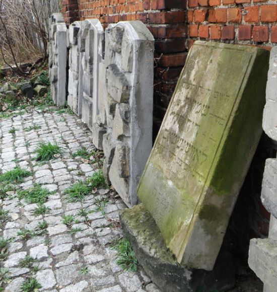 Ostrów Wielkopolski - Teren starego cmentarza żydowskiego